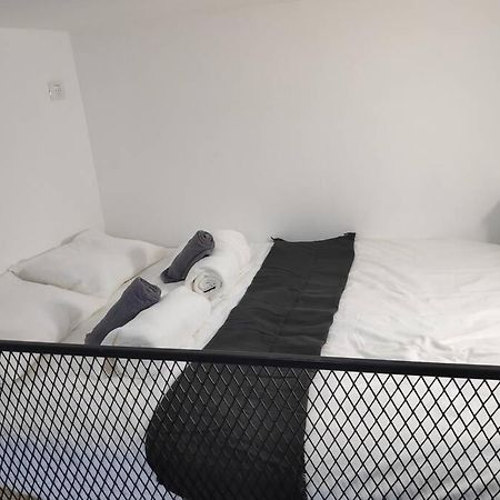Centrally-Located Quiet Cozy Loft Apartment Berseba Kültér fotó