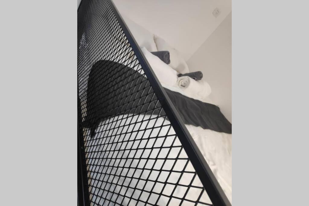 Centrally-Located Quiet Cozy Loft Apartment Berseba Kültér fotó